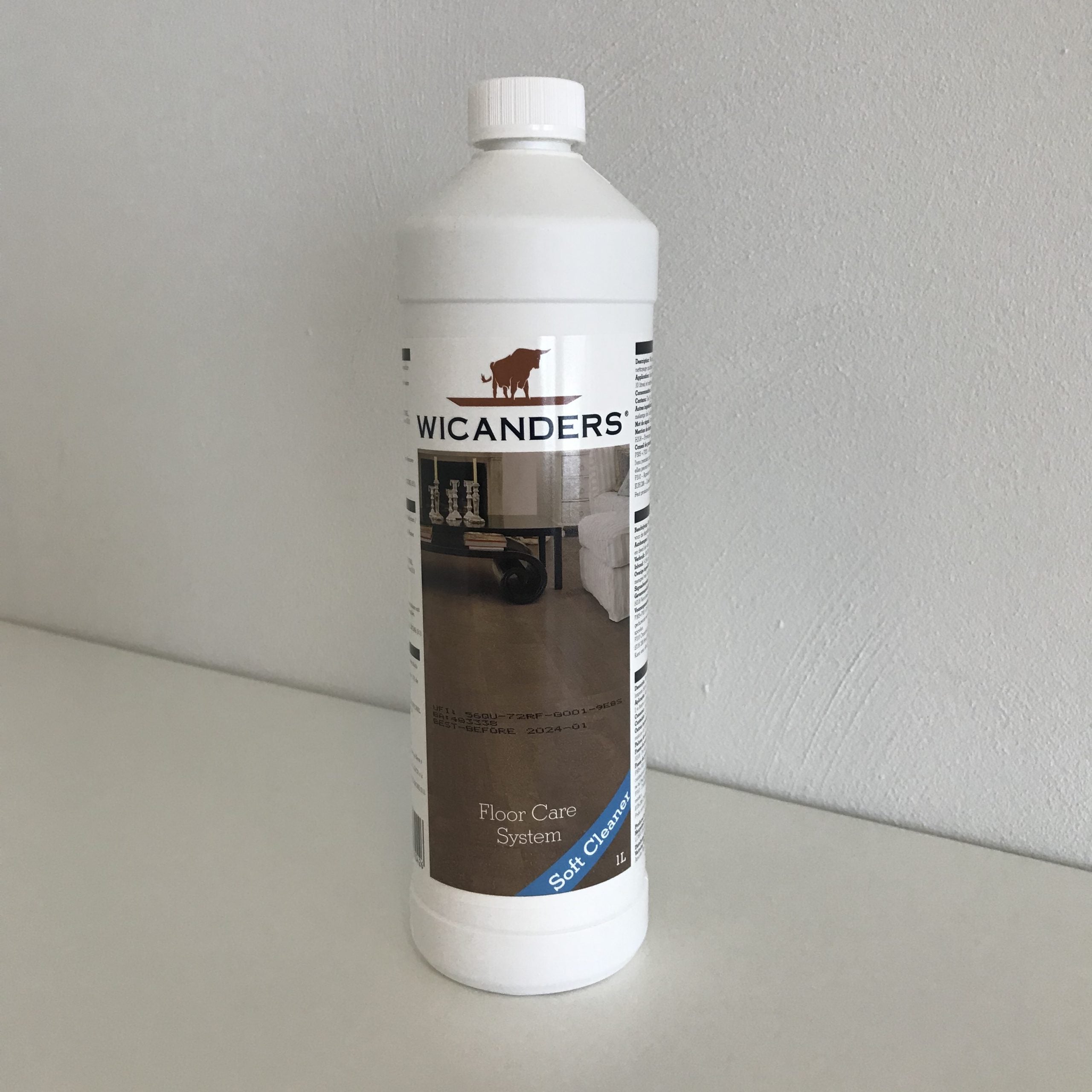 Kurk en PVC Expert uit Dessel - Antwerpen. Uw specialist in kurkvloeren en PVC vloeren. U kan bij ons terecht voor kurkvloeren, ondervloeren, kurkwanden, klikkurk, kurktegels, kurkverf, lijmen, PVC vloeren en alle toebehoren.