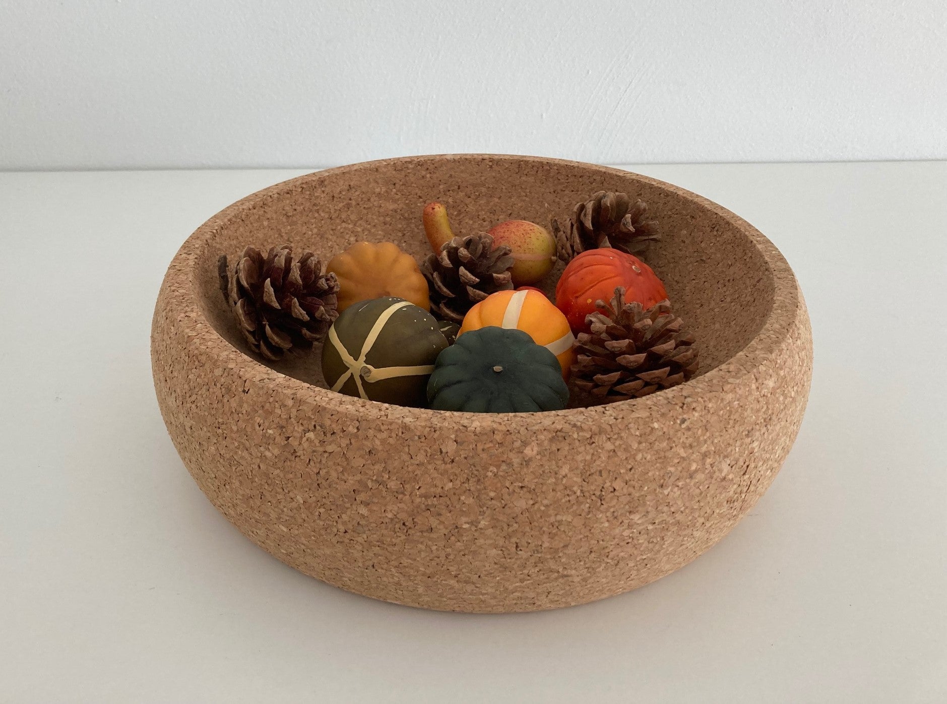 Kurk en PVC Expert uit Dessel - Antwerpen. Uw specialist in kurkvloeren en PVC vloeren. U kan bij ons terecht voor kurkvloeren, ondervloeren, kurkwanden, klikkurk, kurktegels, kurkverf, lijmen, PVC vloeren en alle toebehoren.