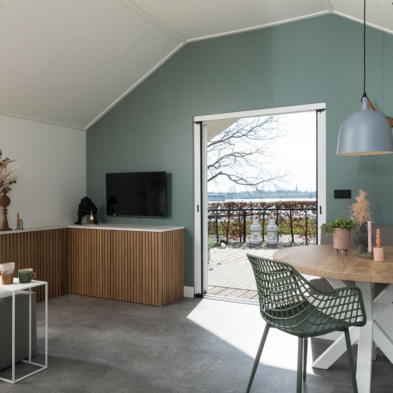 Kurk en PVC Expert uit Dessel - Antwerpen. Uw specialist in kurkvloeren en PVC vloeren. U kan bij ons terecht voor kurkvloeren, ondervloeren, kurkwanden, klikkurk, kurktegels, kurkverf, lijmen, PVC vloeren en alle toebehoren.