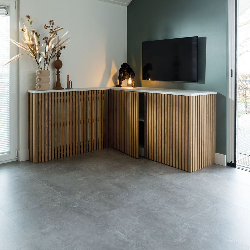Kurk en PVC Expert uit Dessel - Antwerpen. Uw specialist in kurkvloeren en PVC vloeren. U kan bij ons terecht voor kurkvloeren, ondervloeren, kurkwanden, klikkurk, kurktegels, kurkverf, lijmen, PVC vloeren en alle toebehoren.