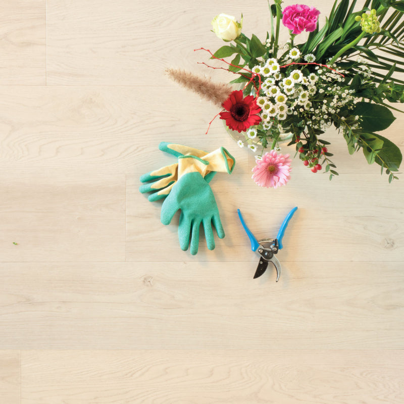 Kurk en PVC Expert uit Dessel - Antwerpen. Uw specialist in kurkvloeren en PVC vloeren. U kan bij ons terecht voor kurkvloeren, ondervloeren, kurkwanden, klikkurk, kurktegels, kurkverf, lijmen, PVC vloeren en alle toebehoren.